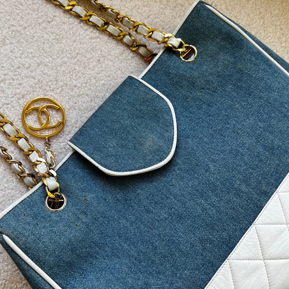 Chanel Large Vintage Denim Flap Tote with Gold Hardware - Picture 5 of 12